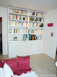 Paris 3 Bedroom accommodation - living room (PA-2884) photo 7 of 13