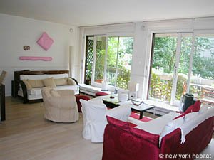Paris 3 Bedroom accommodation - living room (PA-2884) photo 2 of 13