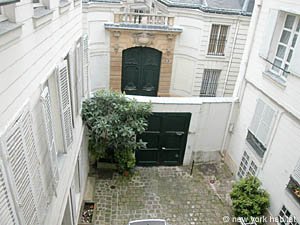 Paris Studio apartment - living room (PA-2892) photo 12 of 13