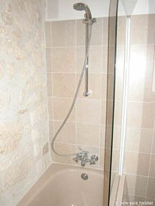 Paris Studio apartment - bathroom (PA-2892) photo 4 of 4