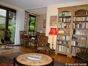 Paris 1 Bedroom accommodation - living room (PA-2894) photo 3 of 9