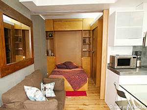 Paris 2 Bedroom apartment - bedroom 2 (PA-2913) photo 1 of 3