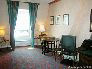 Paris Studio/T1 appartements location vacances - s&eacute;jour (PA-2918) photo 3 de 7