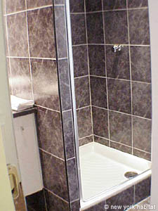 Paris 1 Bedroom accommodation - bathroom 1 (PA-2923) photo 4 of 7