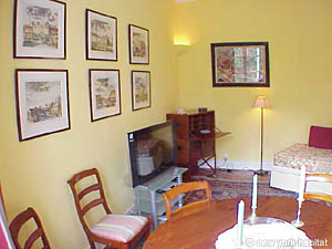 Paris 1 Bedroom accommodation - living room (PA-2923) photo 10 of 13