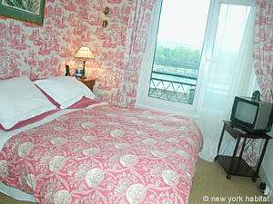 Paris T2 appartements location vacances - chambre (PA-2932) photo 2 de 5