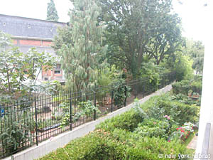 Paris 1 Bedroom accommodation - living room (PA-2933) photo 9 of 10