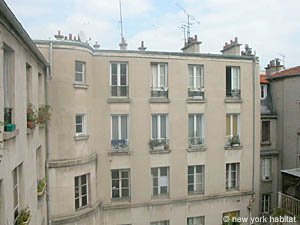 Paris T3 - Duplex appartement location vacances - chambre 1 (PA-2944) photo 5 sur 5 Paris T3 - Duplex appartement location vacances - chambre 1 (PA-2944) photo 5 sur 5
