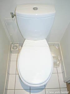 Paris T3 - Duplex appartement location vacances - salle de bain 2 (PA-2944) photo 1 sur 1 Paris T3 - Duplex appartement location vacances - salle de bain 2 (PA-2944) photo 1 sur 1