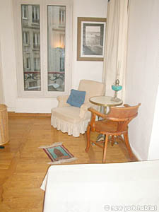 Paris 1 Bedroom apartment - bedroom (PA-2993) photo 3 of 4