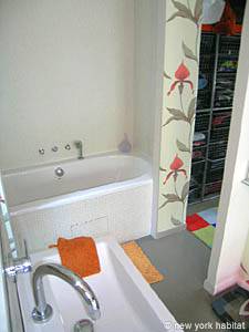 Par&iacute;s 4 Dormitorios - Loft - Tr&iacute;plex alojamiento - ba&ntilde;o 3 (PA-2995) photo 1 de 4