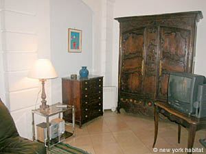 Paris Studio/T1 appartements location vacances - s&eacute;jour (PA-2996) photo 2 de 7