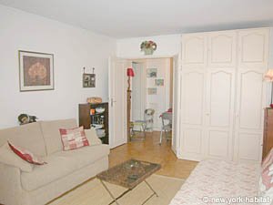 Paris Studio accommodation - living room (PA-2997) photo 1 of 9