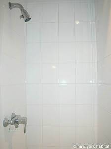 Paris 2 Bedroom accommodation - bathroom 1 (PA-3001) photo 2 of 5