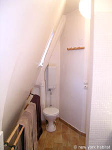 Paris 4 Bedroom - Duplex accommodation - bathroom 2 (PA-3003) photo 6 of 7