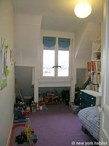 Paris 4 Bedroom - Duplex accommodation - bedroom 3 (PA-3003) photo 1 of 5