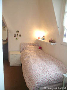 Paris 4 Bedroom - Duplex accommodation - bedroom 4 (PA-3003) photo 2 of 8