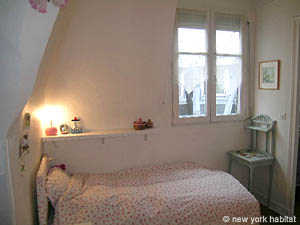 Paris 4 Bedroom - Duplex accommodation - bedroom 4 (PA-3003) photo 1 of 8