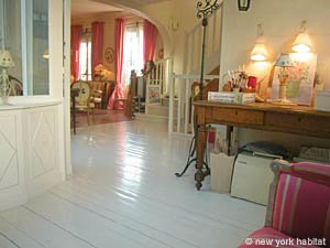Par&iacute;s 4 Dormitorios - Tr&iacute;plex - Casa Adosada alojamiento - sala (PA-3006) photo 9 de 15