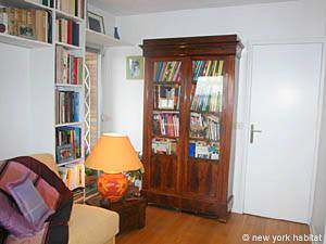 Paris 2 Bedroom apartment - bedroom 1 (PA-3007) photo 2 of 2