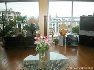 Paris 2 Bedroom apartment - living room (PA-3007) photo 5 of 12
