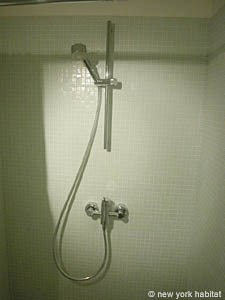 Paris Studio apartment - bathroom (PA-3008) photo 2 of 2