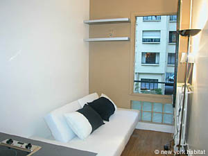 Paris Studio apartment - living room (PA-3008) photo 2 of 6
