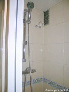 Paris Studio - Duplex apartment - bathroom (PA-3016) photo 2 of 3
