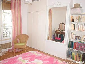Paris T4 - Duplex appartements location vacances - chambre 1 (PA-3032) photo 4 de 7