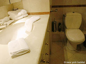 Parigi Monolocale appartamento casa vacanze - bagno (PA-3037) photo 2 di 4