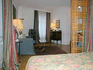 Parigi Monolocale appartamento casa vacanze - soggiorno (PA-3037) photo 3 di 13