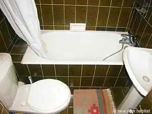 Paris Studio/T1 - Duplex logements location appartements - salle d'eau (PA-3042) photo 1 de 2