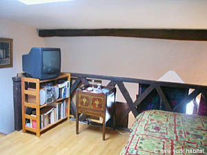 Paris Studio/T1 - Duplex logements location appartements - s&eacute;jour (PA-3042) photo 8 de 13