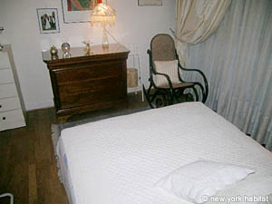 Paris 2 Bedrooms accommodation bedroom 1 photo 37