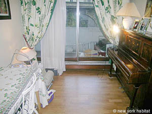 Paris 2 Bedrooms accommodation bedroom 2 photo 43