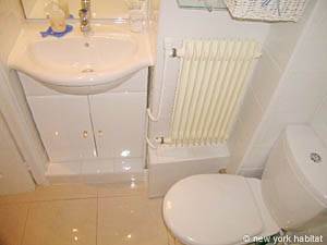 Paris 1 Bedroom accommodation - bathroom (PA-3061) photo 3 of 3