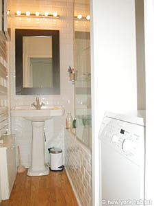 Paris 1 Bedroom apartment - bathroom 1 (PA-3063) photo 1 of 5