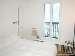 Paris 1 Bedroom apartment - bedroom (PA-3063) photo 1 of 4