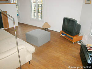 Paris 1 Bedroom apartment - living room (PA-3063) photo 3 of 7