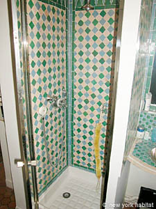 Paris 4 Bedroom accommodation - bathroom 1 (PA-3070) photo 2 of 3