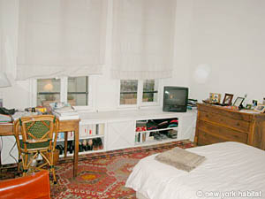 Paris 4 Bedroom accommodation - bedroom 1 (PA-3070) photo 3 of 5