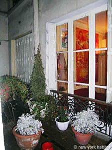 Paris 1 Bedroom accommodation - living room (PA-3083) photo 5 of 5