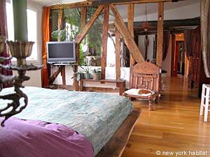 Paris 1 Bedroom - Loft accommodation - bedroom (PA-3084) photo 2 of 5