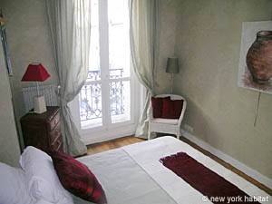 Paris 2 Bedroom accommodation - bedroom 1 (PA-3092) photo 2 of 8