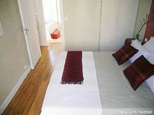 Paris 2 Bedroom accommodation - bedroom 1 (PA-3092) photo 4 of 8