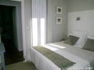 Paris 2 Bedroom accommodation - bedroom 2 (PA-3092) photo 3 of 5