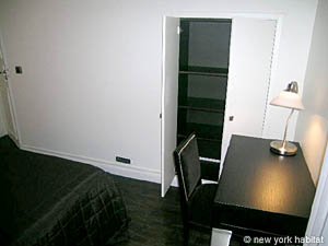 Paris 2 Bedroom accommodation - bedroom 1 (PA-3107) photo 3 of 6