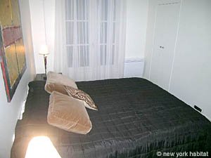 Paris 2 Bedroom accommodation - bedroom 2 (PA-3107) photo 2 of 5