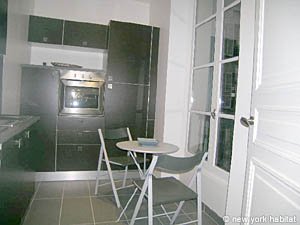 Paris 2 Bedroom accommodation - kitchen (PA-3107) photo 2 of 3