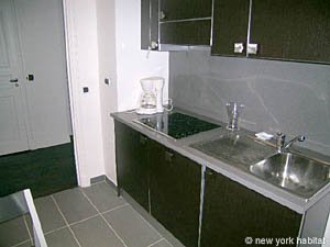 Paris 2 Bedroom accommodation - kitchen (PA-3107) photo 3 of 3